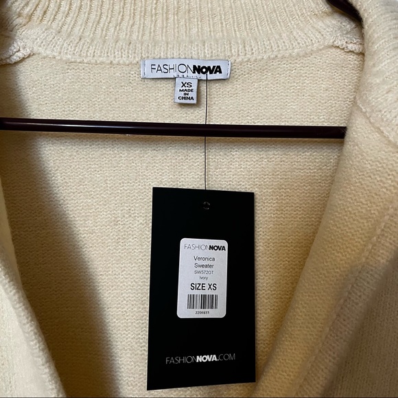 NWT! Fashion Nova Ivory Sweater w/Bubble Sleeves - Picture 6 of 7